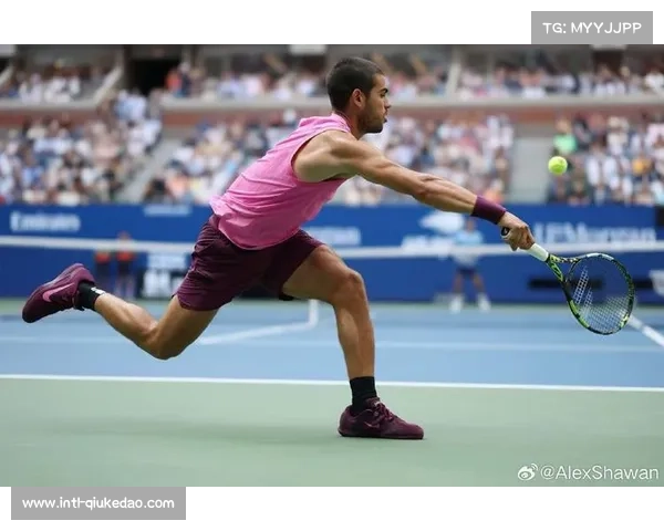 辛纳世界第一周数领先阿尔卡拉斯,参赛稳定性成优势 辛纳世界第一周数领先阿尔卡拉斯,参赛稳定性成优势